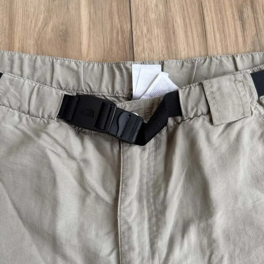 North Face Cargo Shorts Men M Khaki Tan Nylon Belted Hiking Outdoors Camp 9”